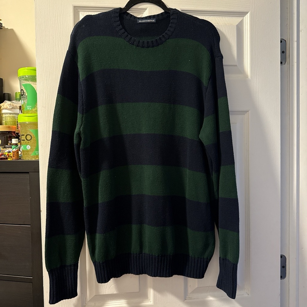 Brandy Melville Men's Navy and Forest Green Striped Crewneck Sweater